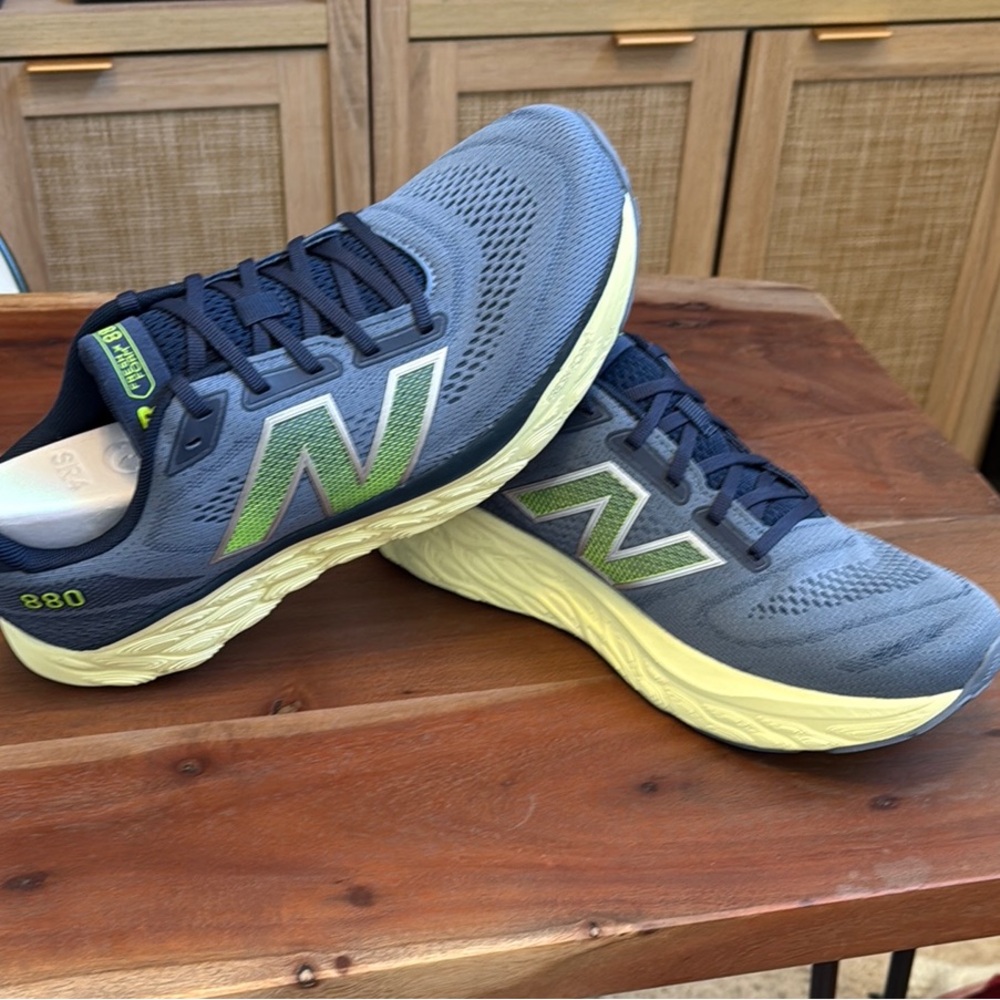 New Balance Fresh Foam X 880v14 Road-Running Shoes - Men's. Brand new. No box.